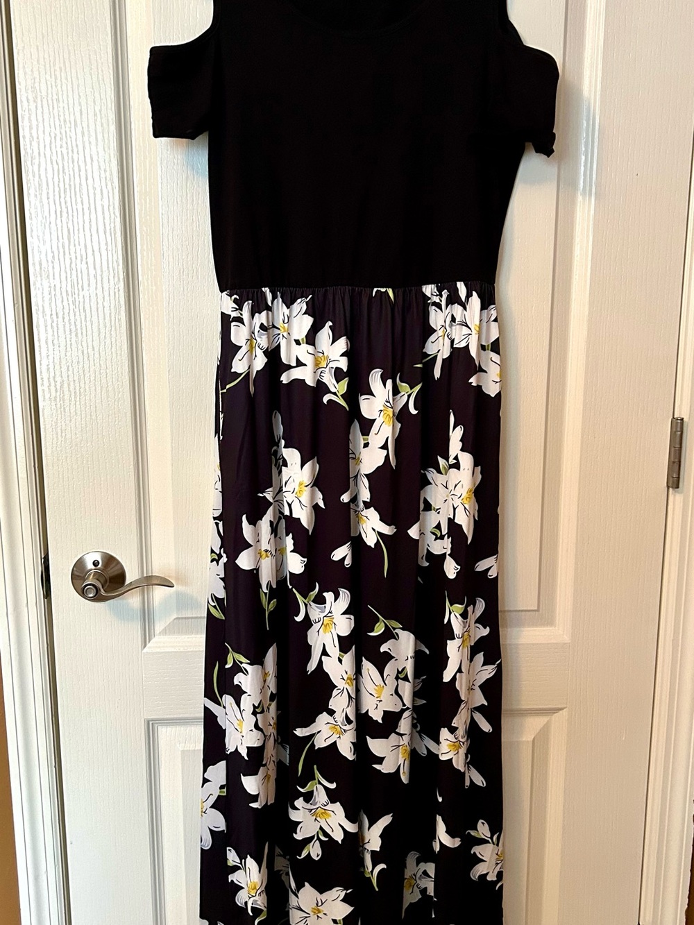 Black Floral Cold-Shoulder Maxi Dress with White Lily Print